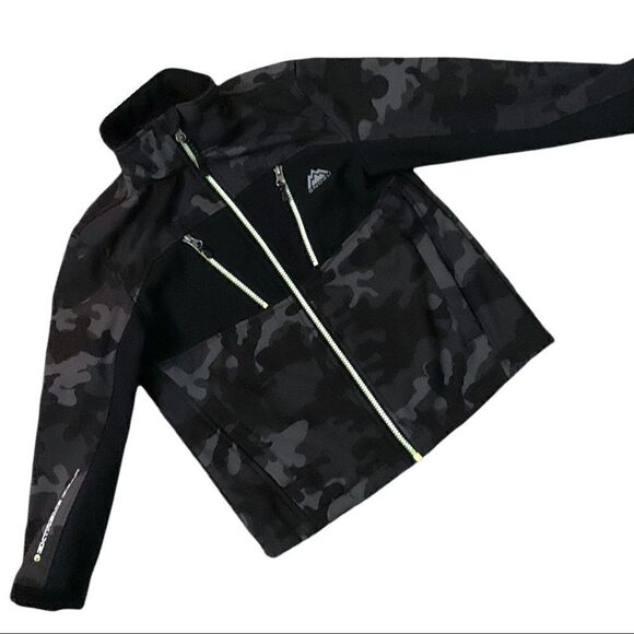 SNOZU Softshell Grey Camo Jacket - Picture 1 of 4